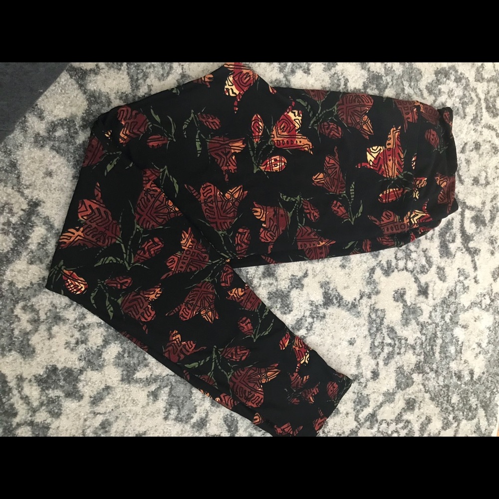 NWOT Lularoe TC legging